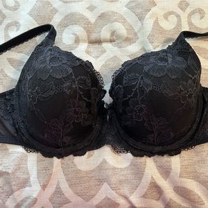Victoria Secret 38D Bra